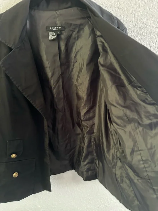 Sandro Paris Black Blazer Jacket Gold Button Cropped Tailored Women’s L - Picture 9 of 11